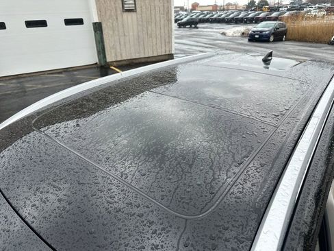 Used 2022 Nissan Rogue Platinum w/ Head-Up Display Package image 19