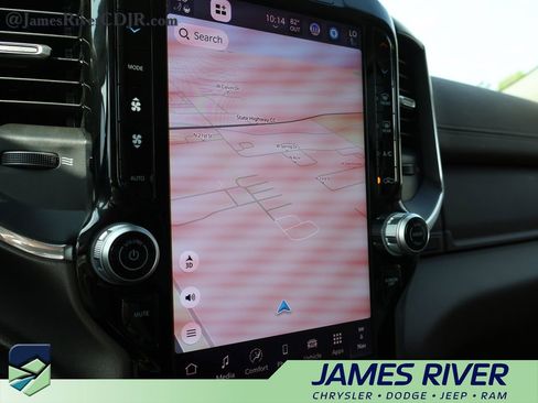 Used 2026 RAM 2500 Laramie AWD/4WD image 36