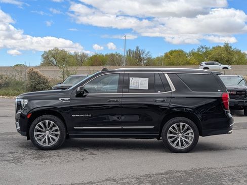 Certified 2021 GMC Yukon Denali w/ Denali Premium Package image 3