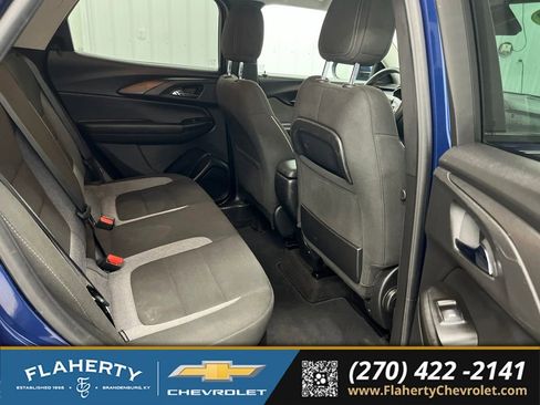 Used 2023 Chevrolet TrailBlazer LT FWD image 13