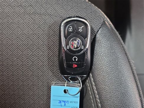 Used 2022 Buick Encore GX Select w/ Sport Touring Package image 33