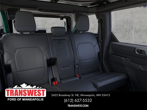 New 2025 Ford Bronco Badlands image 11