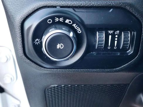 Used 2019 Jeep Wrangler Unlimited Rubicon w/ Dual Top Group image 19