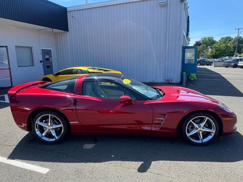 Used 2011 Chevrolet Corvette Coupe w/ Preferred Equipment Group RWD image 4