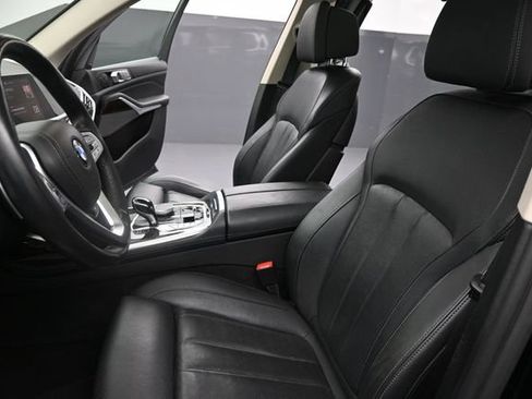 Used 2021 BMW X7 xDrive40i w/ Premium Package AWD/4WD image 19
