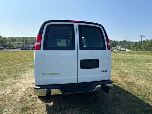 Used 2025 GMC Savana 2500 w/ Driver Convenience Package RWD image 5