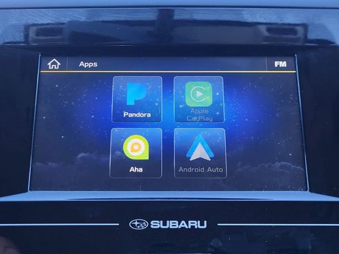 Used 2021 Subaru Crosstrek 2.0i image 9