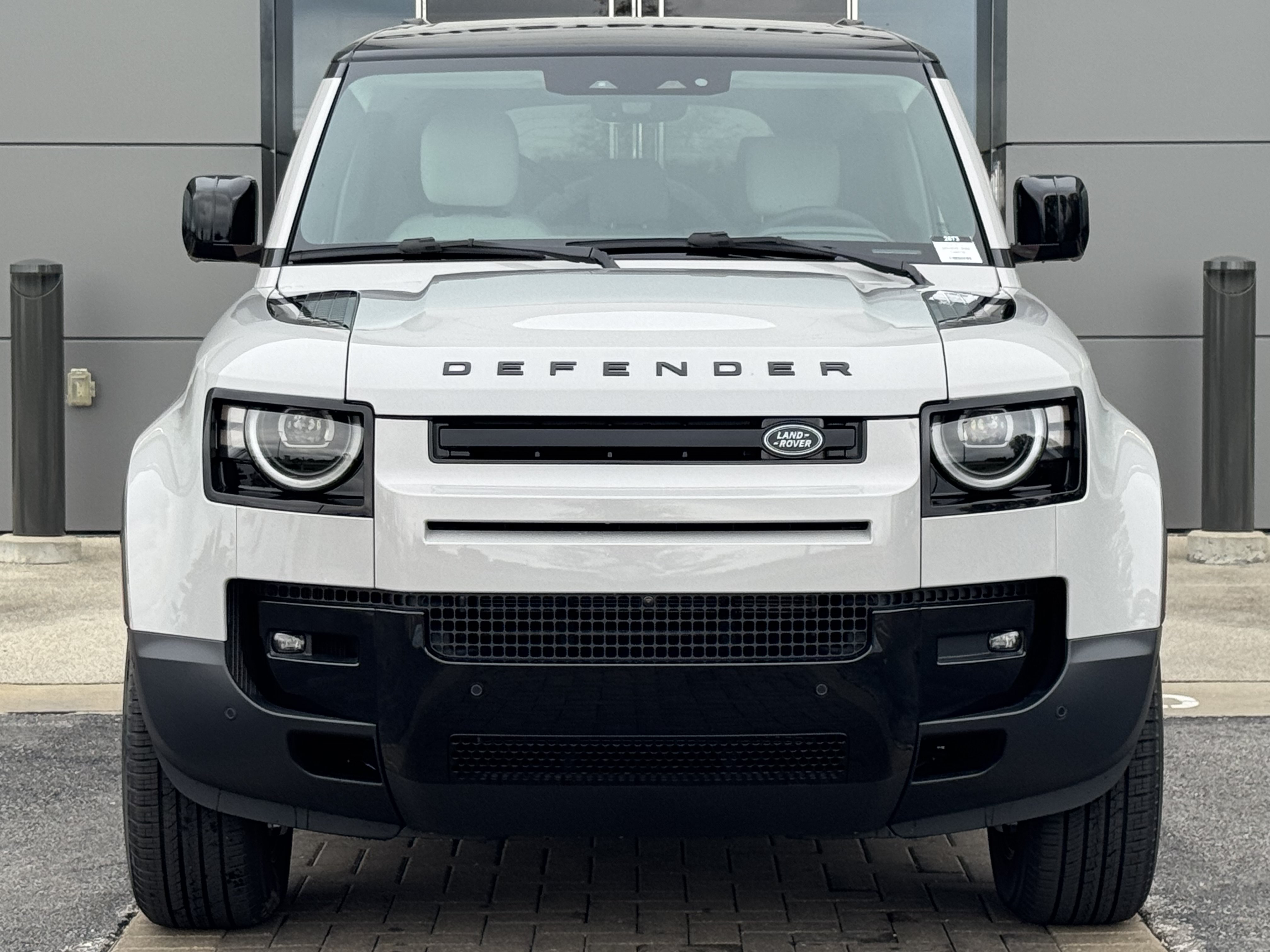 New 2026 Land Rover Defender 110 S AWD/4WD image 8