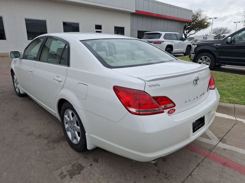 Used 2006 Toyota Avalon XL image 4