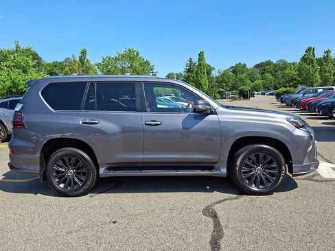 Certified 2023 Lexus GX 460 Premium w/ Accessory Package AWD/4WD image 8
