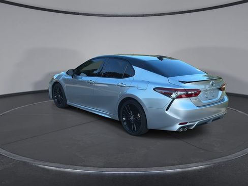 Used 2024 Toyota Camry XSE FWD image 6