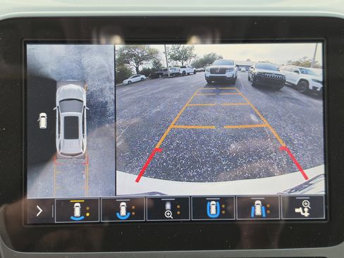 Used 2021 Chevrolet Equinox Premier image 29