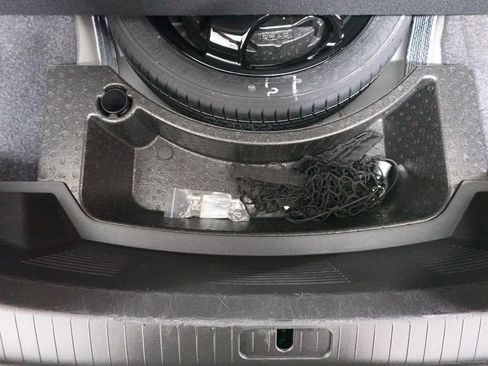 Used 2018 Cadillac XTS Luxury image 27