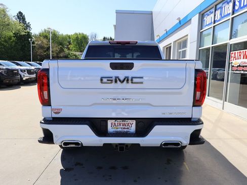 New 2026 GMC Sierra 1500 Denali Ultimate AWD/4WD image 9