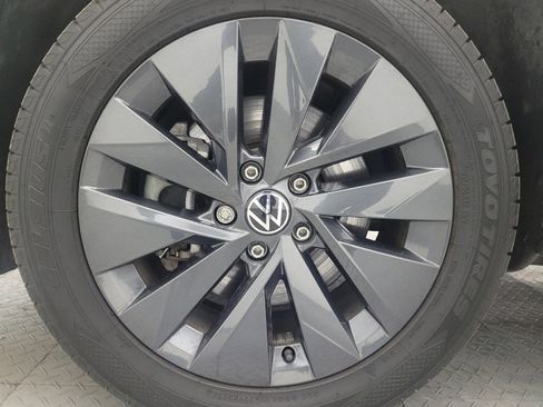 Used 2022 Volkswagen Taos S w/ IQ Drive S Package FWD image 31