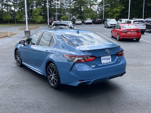 Used 2023 Toyota Camry SE FWD image 8