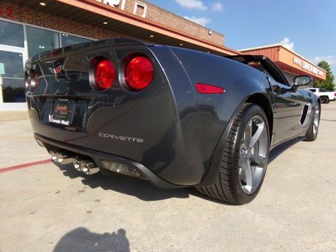 Used 2010 Chevrolet Corvette Grand Sport w/ Preferred Equipment Group RWD image 6