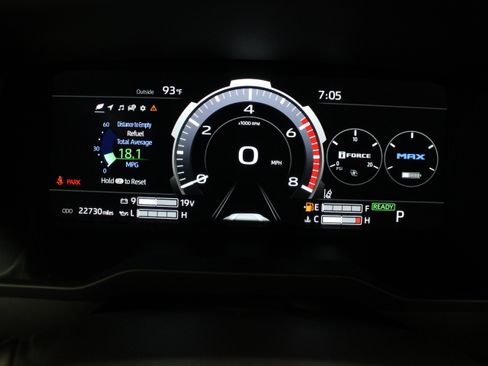 Certified 2025 Toyota Sequoia Platinum AWD/4WD image 45