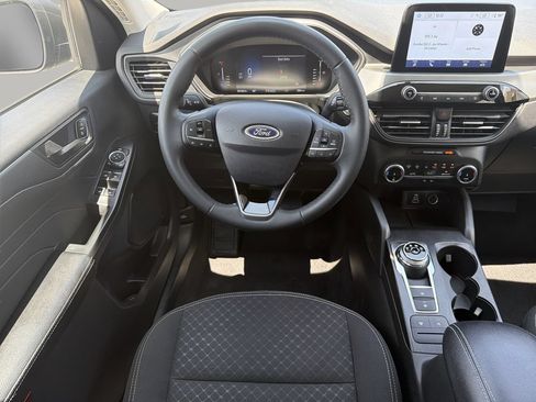 Certified 2024 Ford Escape Active FWD image 14