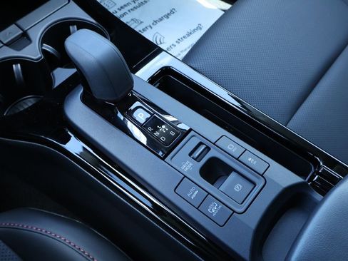New 2025 Toyota Prius Plug-In Hybrid w/ Limited Premium Package FWD image 13