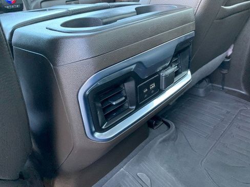 Certified 2022 GMC Sierra 2500 Denali w/ Denali Ultimate Package AWD/4WD image 21