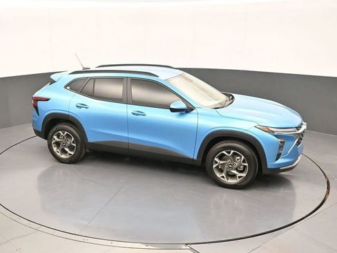New 2026 Chevrolet Trax LT w/ Driver Confidence Package FWD image 58