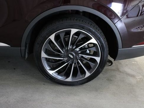 Used 2024 Lincoln Aviator Reserve w/ Equipment Group 201A AWD/4WD image 37