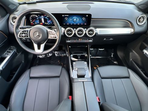 Certified 2022 Mercedes-Benz GLB 250 4MATIC image 21