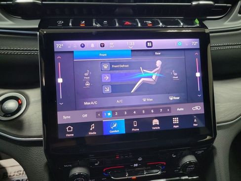 New 2025 Jeep Grand Cherokee L Limited image 24