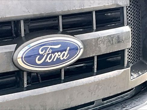 Used 2016 Ford F150 XL w/ Equipment Group 101A Mid AWD/4WD image 7