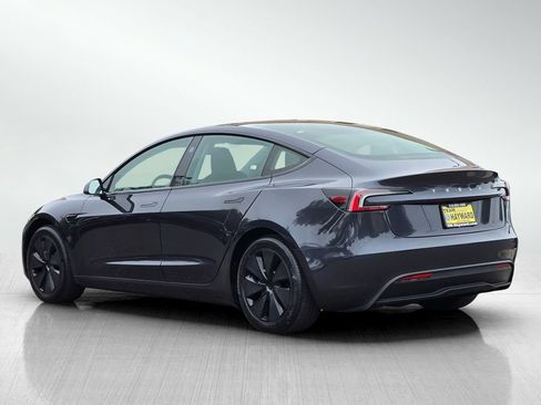 Used 2024 Tesla Model 3 Standard Range RWD image 7