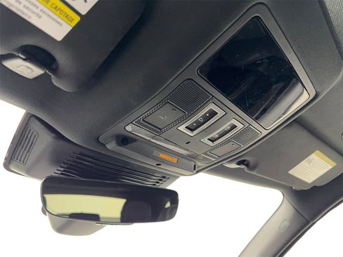 Used 2024 Jaguar F-PACE R-Dynamic S image 66