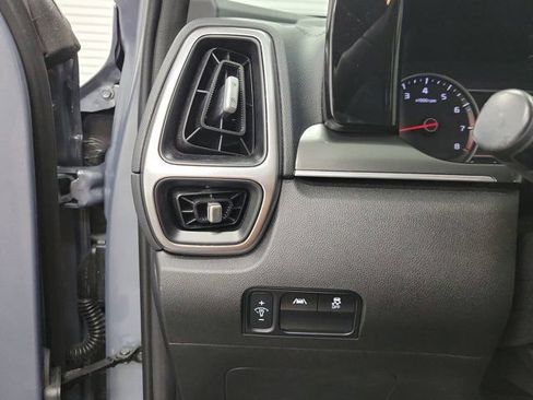 Certified 2022 Kia Sorento S FWD image 23