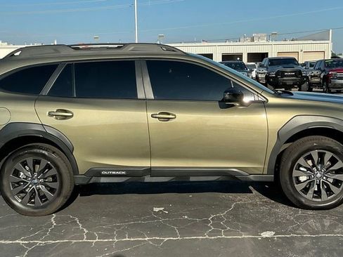 Used 2025 Subaru Outback Onyx Edition AWD/4WD image 4