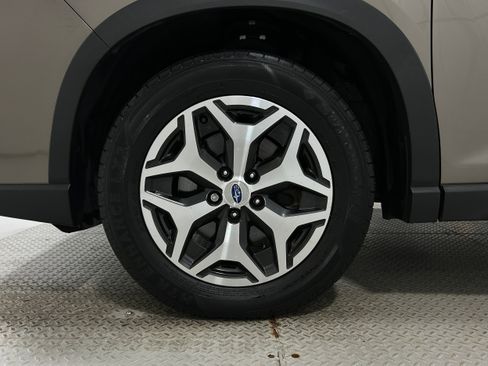 Used 2020 Subaru Forester Premium w/ Popular Package #1 AWD/4WD image 37