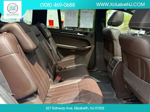 Used 2017 Mercedes-Benz GLS 450 4MATIC image 29