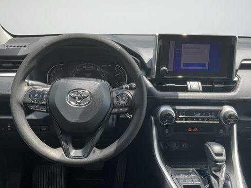 Used 2023 Toyota RAV4 XLE w/ Convenience Package FWD image 12