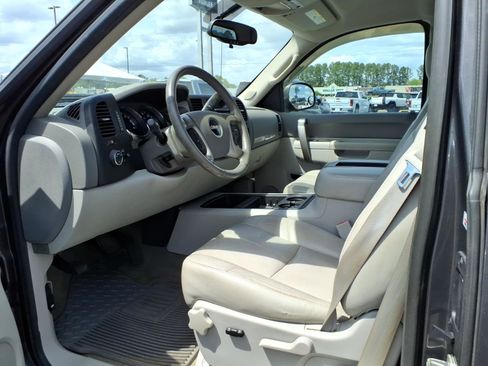 Used 2011 GMC Sierra 1500 SLE w/ Power Tech Package image 19