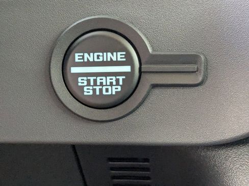 New 2025 Ford Bronco Badlands w/ Sasquatch Package image 29