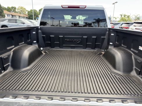 Used 2026 Chevrolet Silverado 1500 RST AWD/4WD image 18