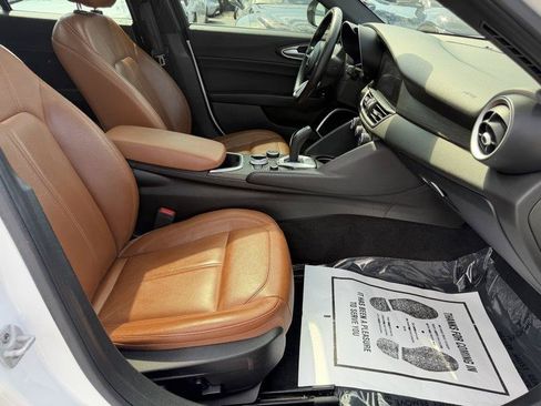 Used 2022 Alfa Romeo Giulia Ti w/ Active Assist Plus Package RWD image 27