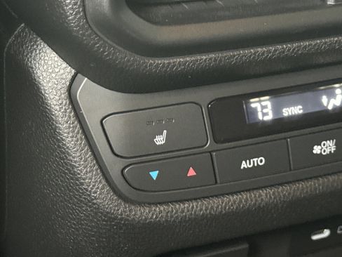 Used 2025 Honda Passport Black Edition image 19