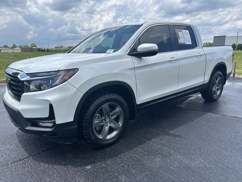 Certified 2023 Honda Ridgeline RTL image 5