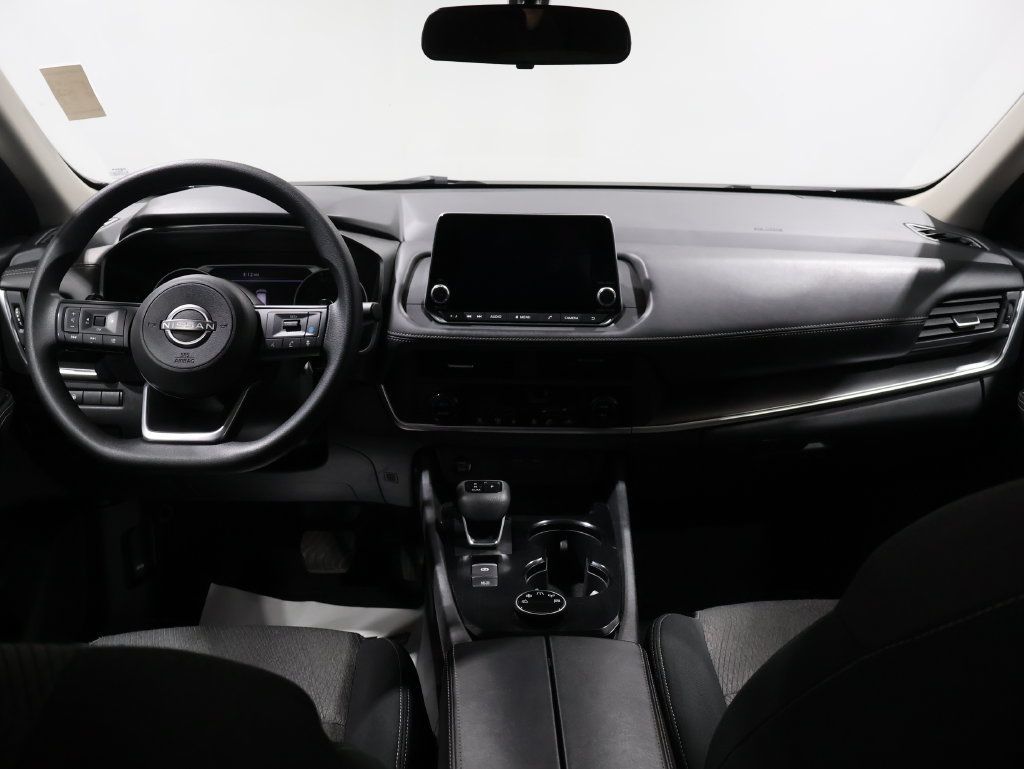 Used 2024 Nissan Rogue SV AWD/4WD image 17