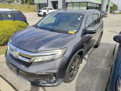 Used 2019 Honda Pilot Touring image 4