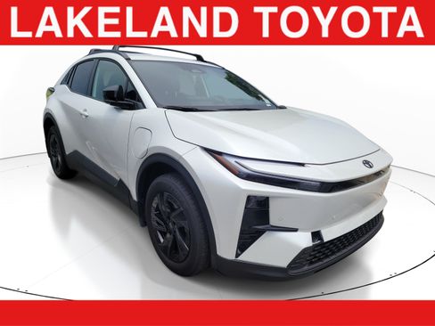 Used 2026 Toyota C-HR AWD/4WD image 1