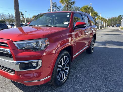 Used 2022 Toyota 4Runner Limited image 5