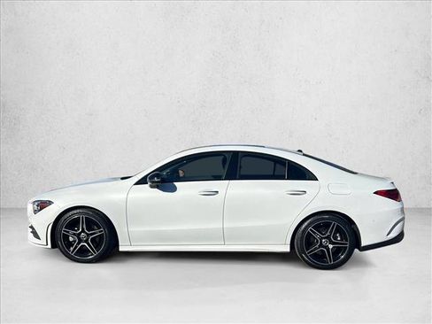 Used 2023 Mercedes-Benz CLA 250 4MATIC image 9