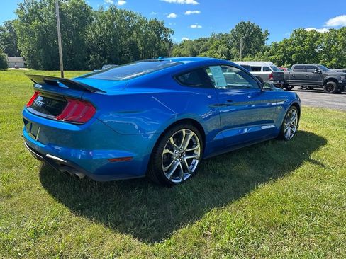 Used 2019 Ford Mustang GT Premium w/ Equipment Group 401A RWD image 3