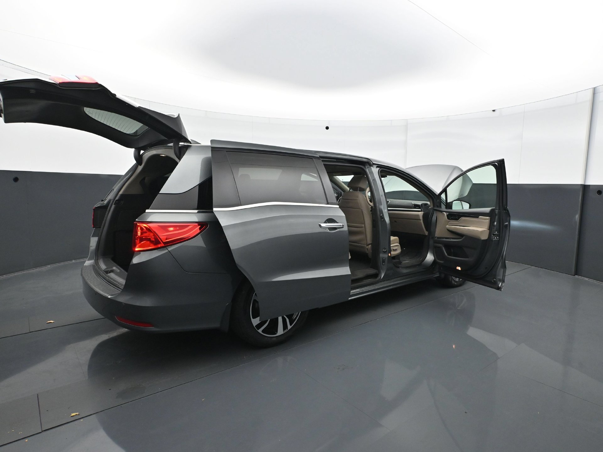 Used 2019 Honda Odyssey Elite image 38